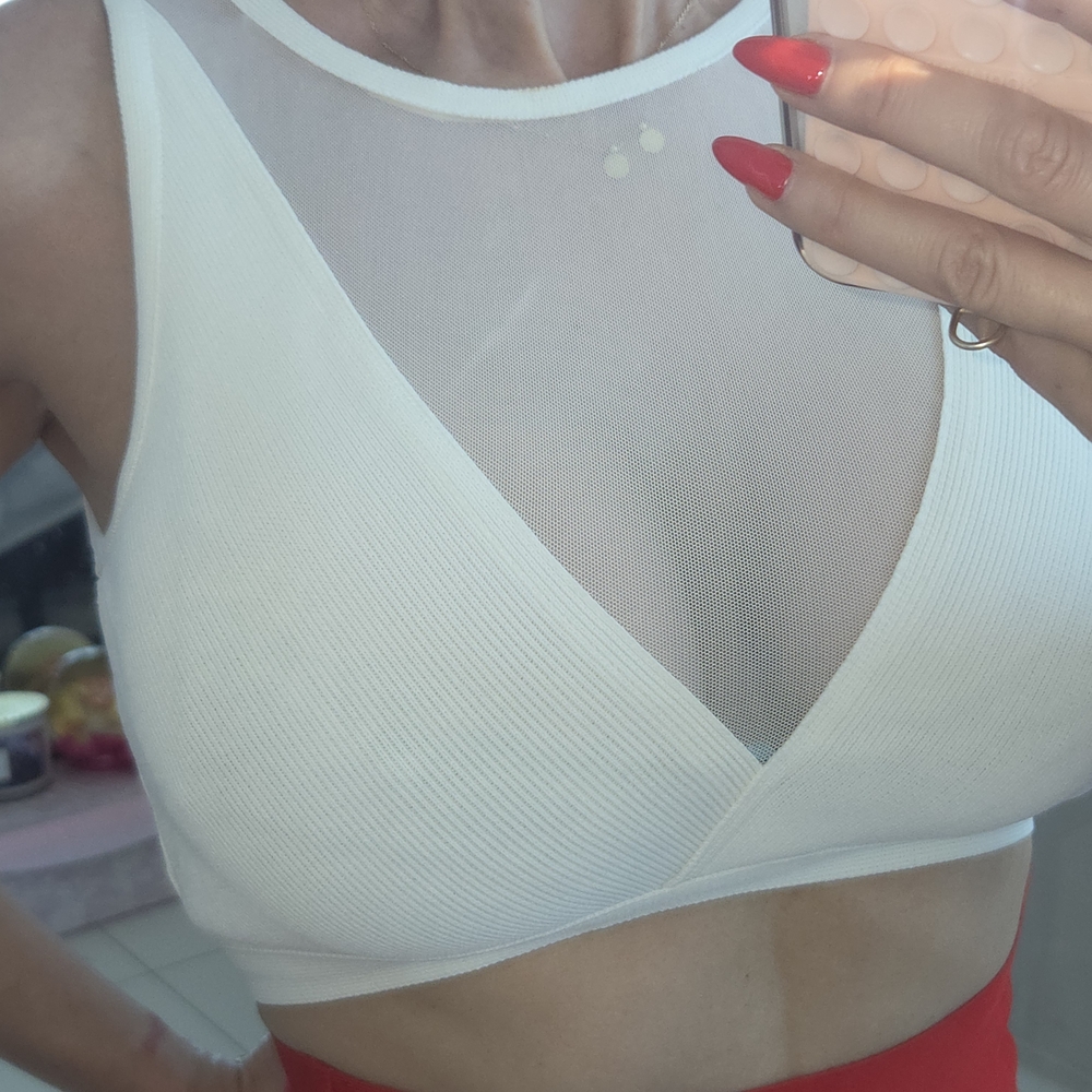 White Mesh-Inset Ribbed Crop Top with Deep V - Picture 4 of 4